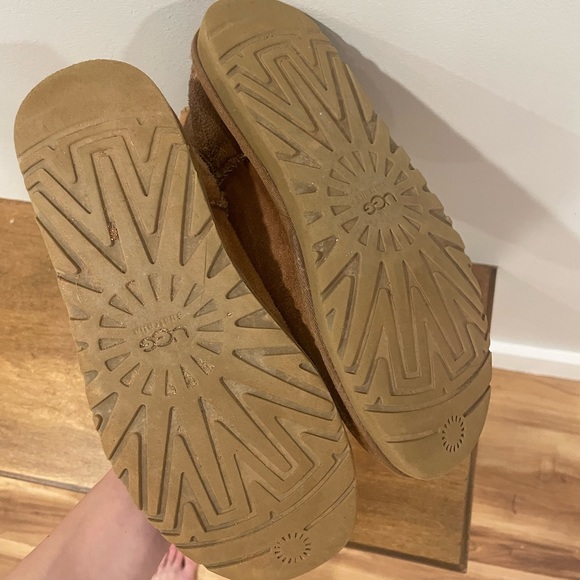 Classic short II chestnut Uggs - Picture 4 of 8